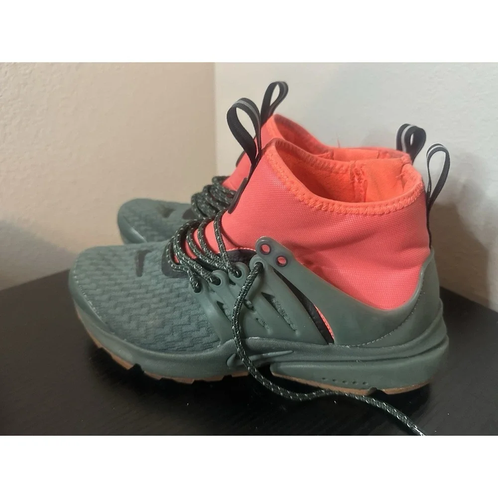 Nike pre owned